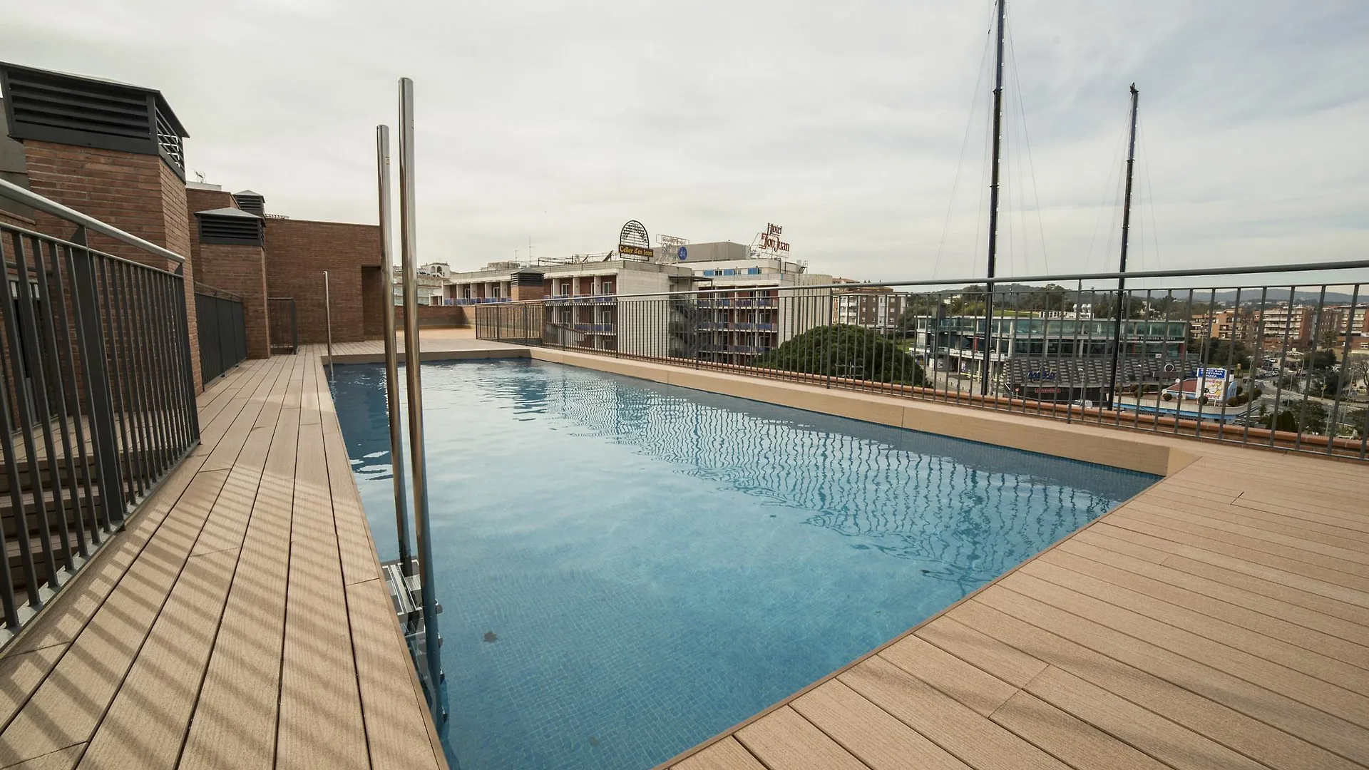 Apartment Apartaments Ponent Lloret de Mar Spain