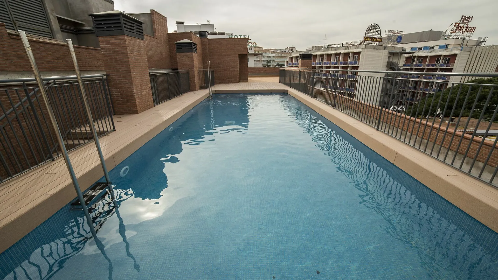 Apartaments Ponent Lloret de Mar Spain